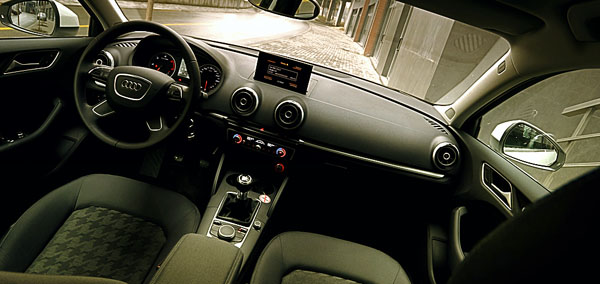 audi-a3-limousine-interior