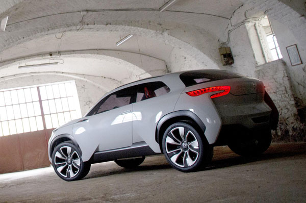 hyundai-intrado-rear