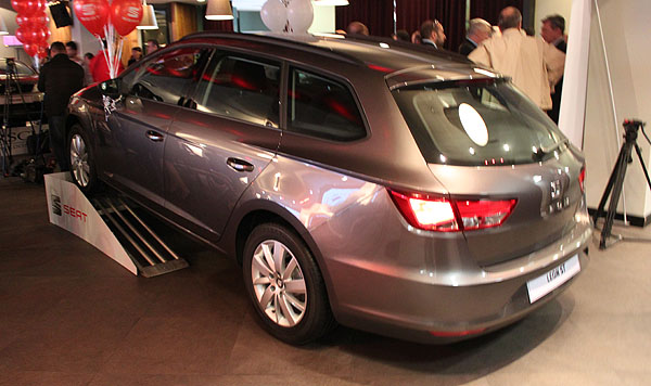 seat-leon-st-2