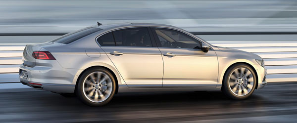 volkswagen-passat-b8-side