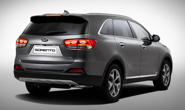 kia-sorento-rear