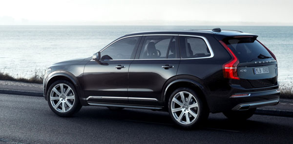 volvo-xc-90-side-rear