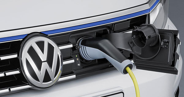 passat-gte-charger