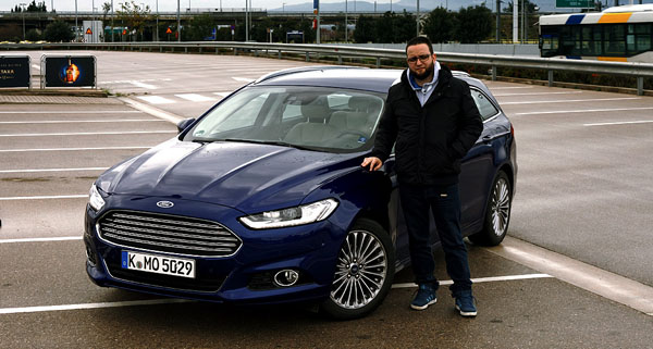 ford-mondeo-airport-moi