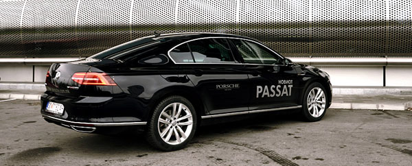 volkswagen-passat-side-rear