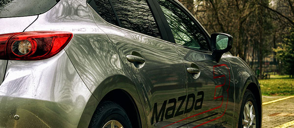 mazda-3-siderear-crop-malikovski-carclub