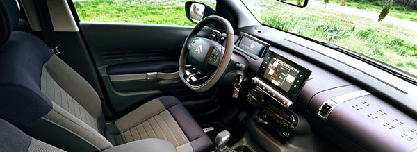 citroen-c4-cactus-interior2