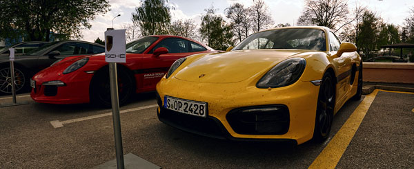 porsche-cayman-gts-front