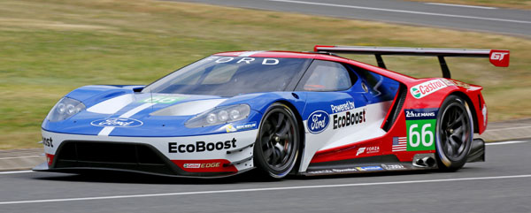 ford-gt-racecar-side