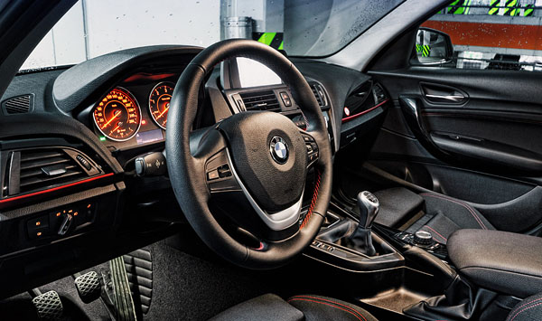 bmw-118d-interior-front
