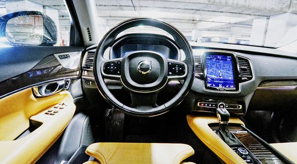 volvo-xc90-carclub-interior2