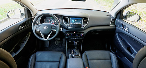 hyundai-tucson-carclub-interior1