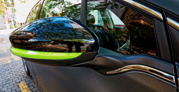 peugeot-208-carclub-sidemirror