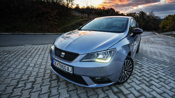 seat-ibiza-velvet-carclub-frontside2