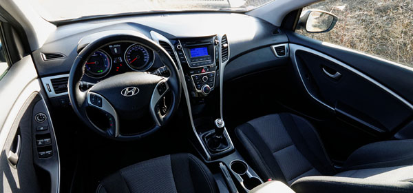 hyundai-i30-carclub-interior1