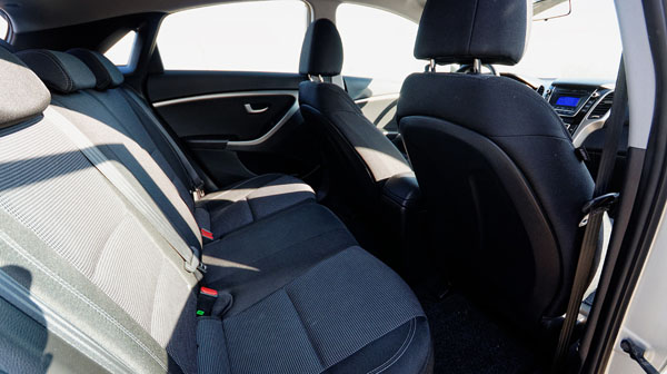 hyundai-i30-carclub-interior5