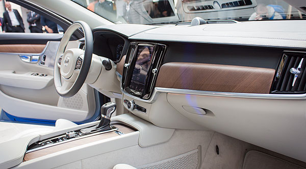 volvo-s80-reveal-interior1