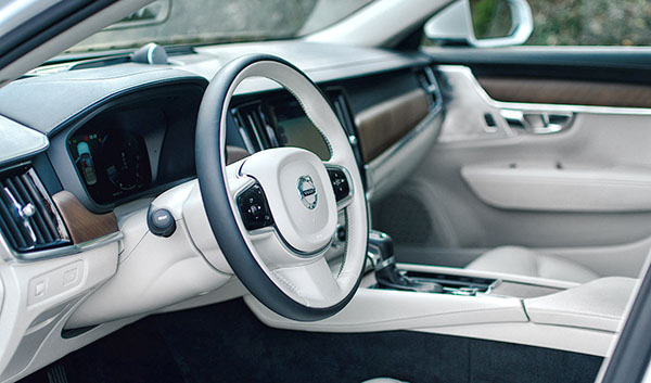 volvo-s90-steering-wheel