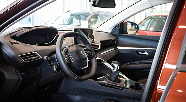 peugeot-3008-skopje-interior