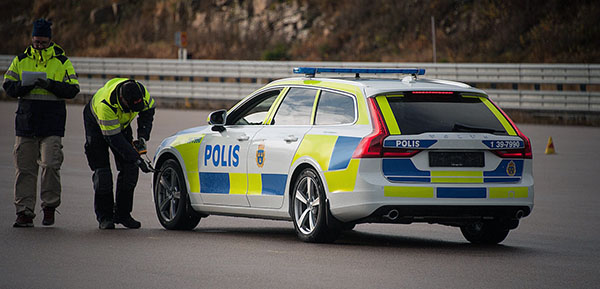 volvo-v90-police-car2